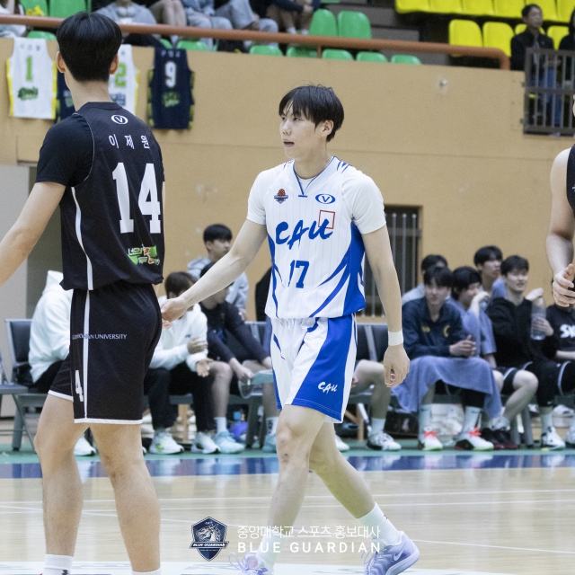 [농구] 잡힐 듯 말 듯, 아쉬운 2% 중앙대, 성균관대에게 76-79로 패배
