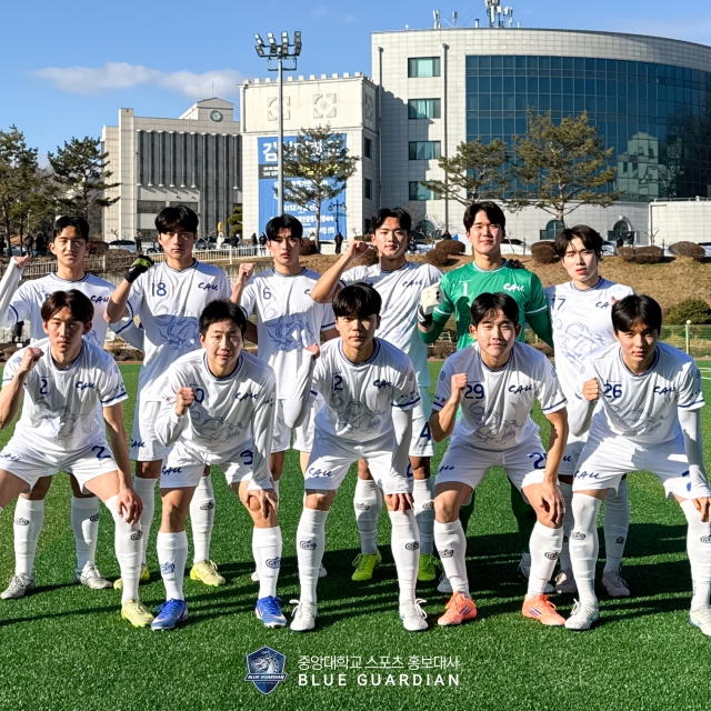 [축구] 영하의 김천에서 첫 승리를 알리다! 중앙대, 동원대 상대로 3-0 승리!